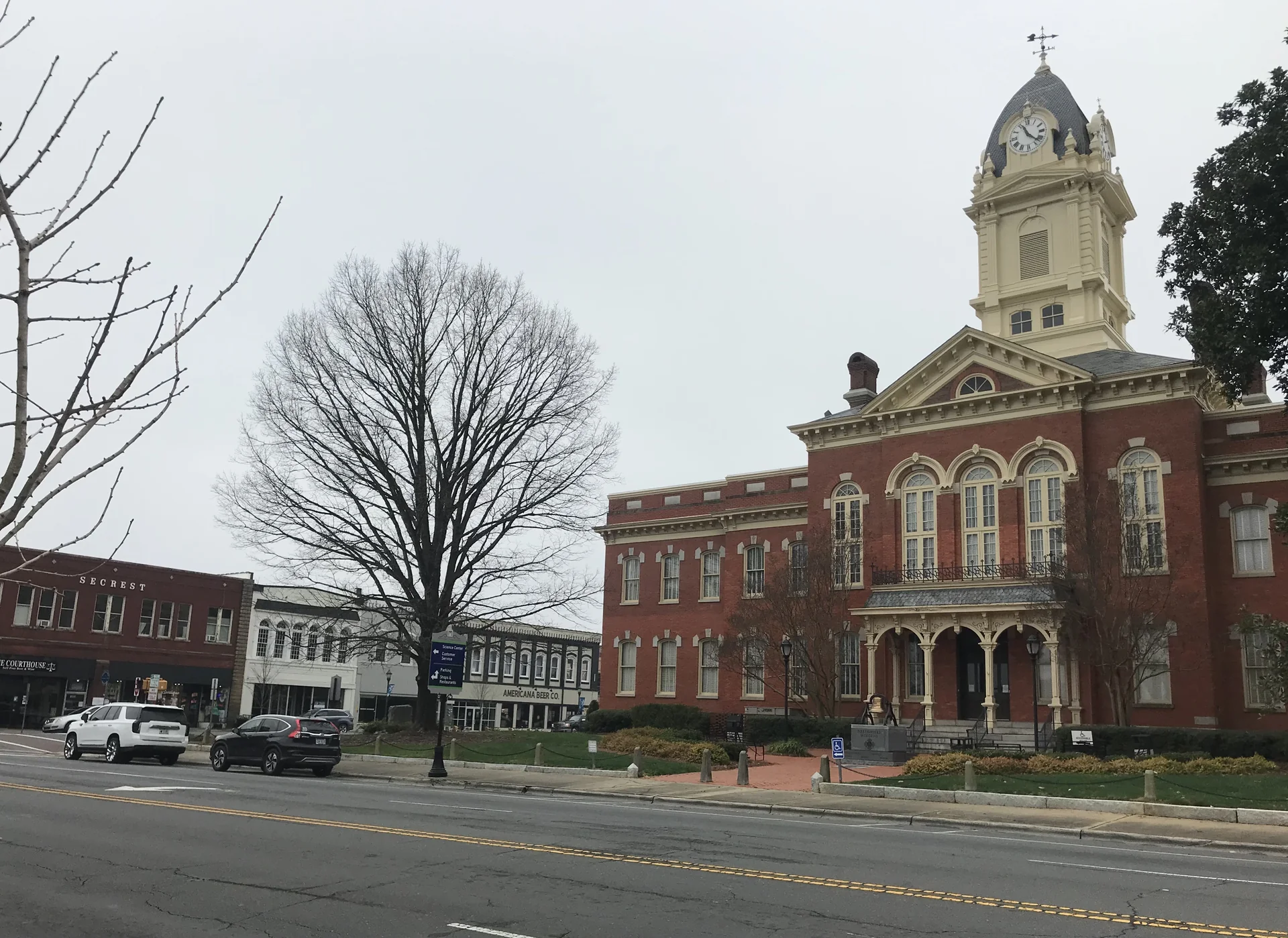 Making moves simple, fast, and stress-free for families and businesses in Monroe, NC
